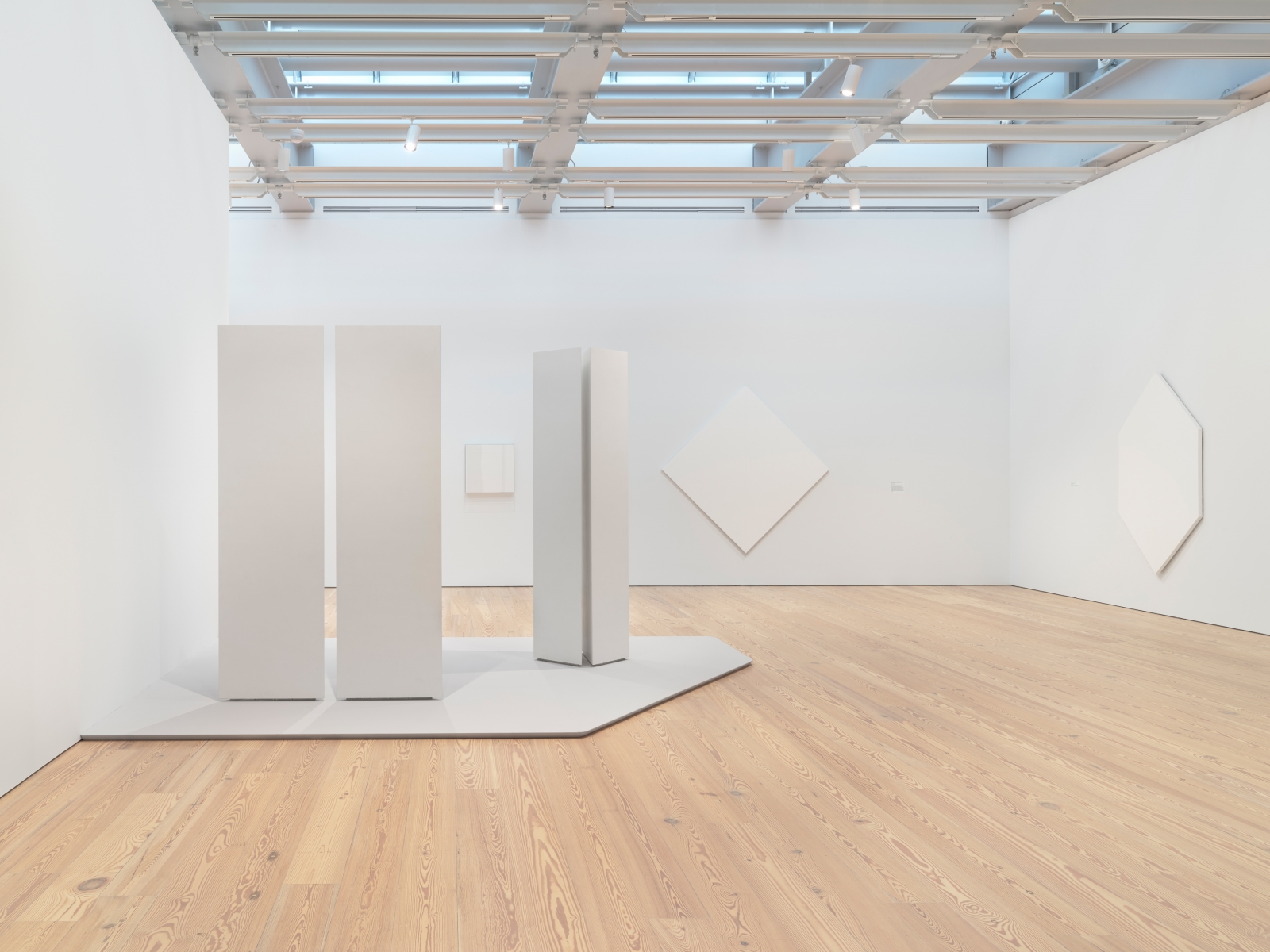 Installation photo of the 2018 exhibition Mary Corse: A Survey in Light at the Whitney Museum of American Art, New York, view 1